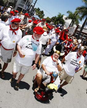 Hemingway Days 2007 photo - Duval Street, Key West